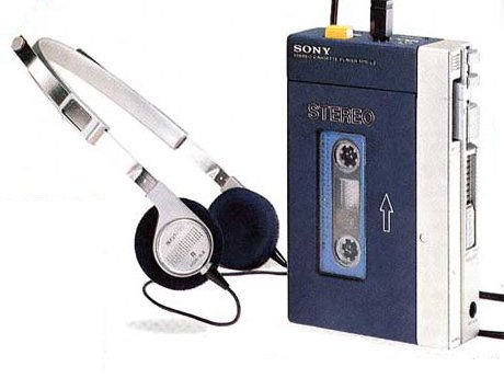 2-sony-walkman-first-460-100-460-70.jpg