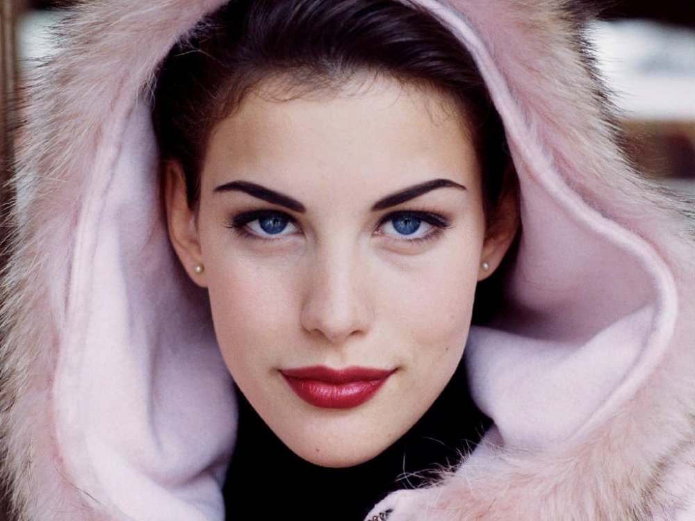 Liv-Tyler-liv-tyler-113153_1024_768.jpg