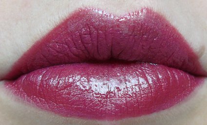 cupids-bow-lips.jpg