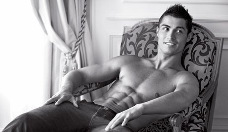 gallery_enlarged-ronaldoarmani2.jpg