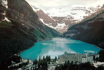 lakelouise.jpg