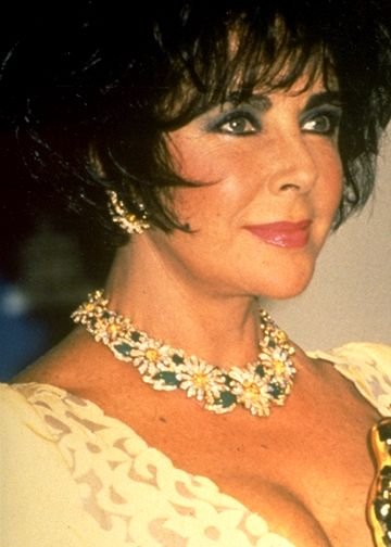 Elizabeth-Taylor_0.jpg