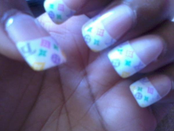 nails